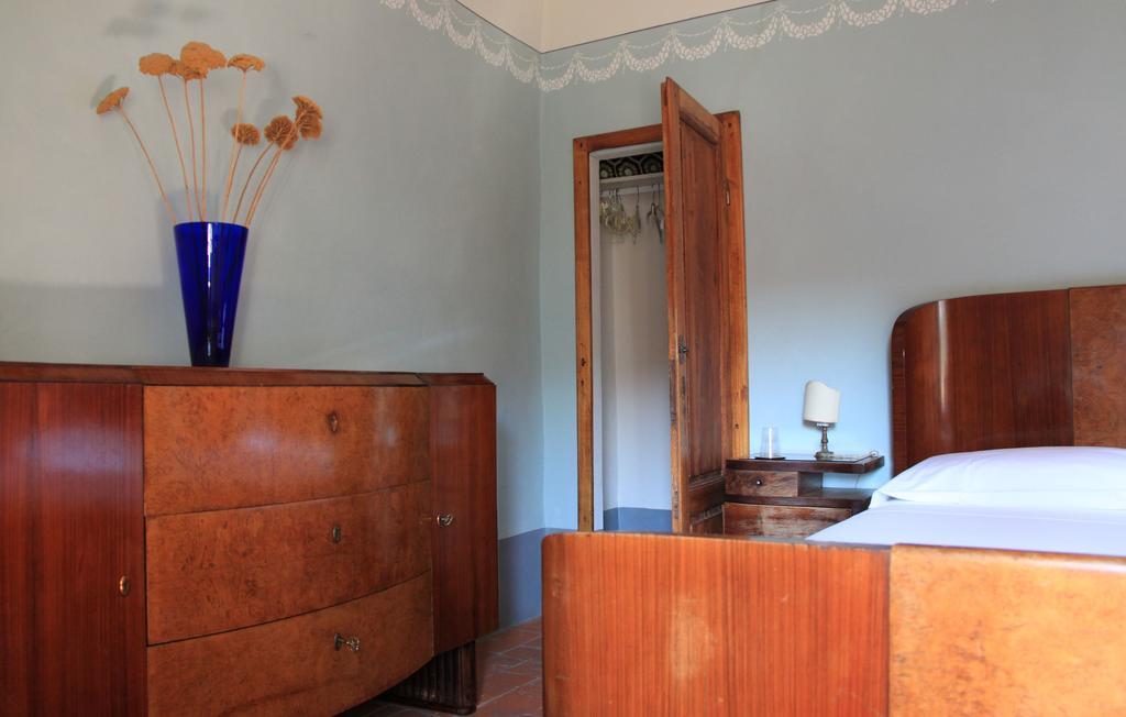 보르고 아 부기아노 Antica Casa "Le Rondini" B&B 외부 사진