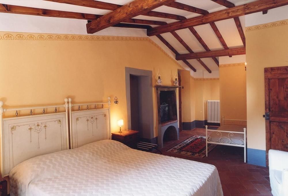 보르고 아 부기아노 Antica Casa "Le Rondini" B&B 외부 사진